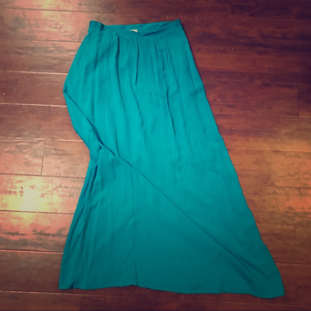 Beautiful Loft turquoise maxi skirt. Size 2.